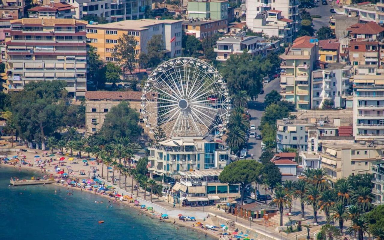 K&T Boulevard Studio Saranda Buitenkant foto